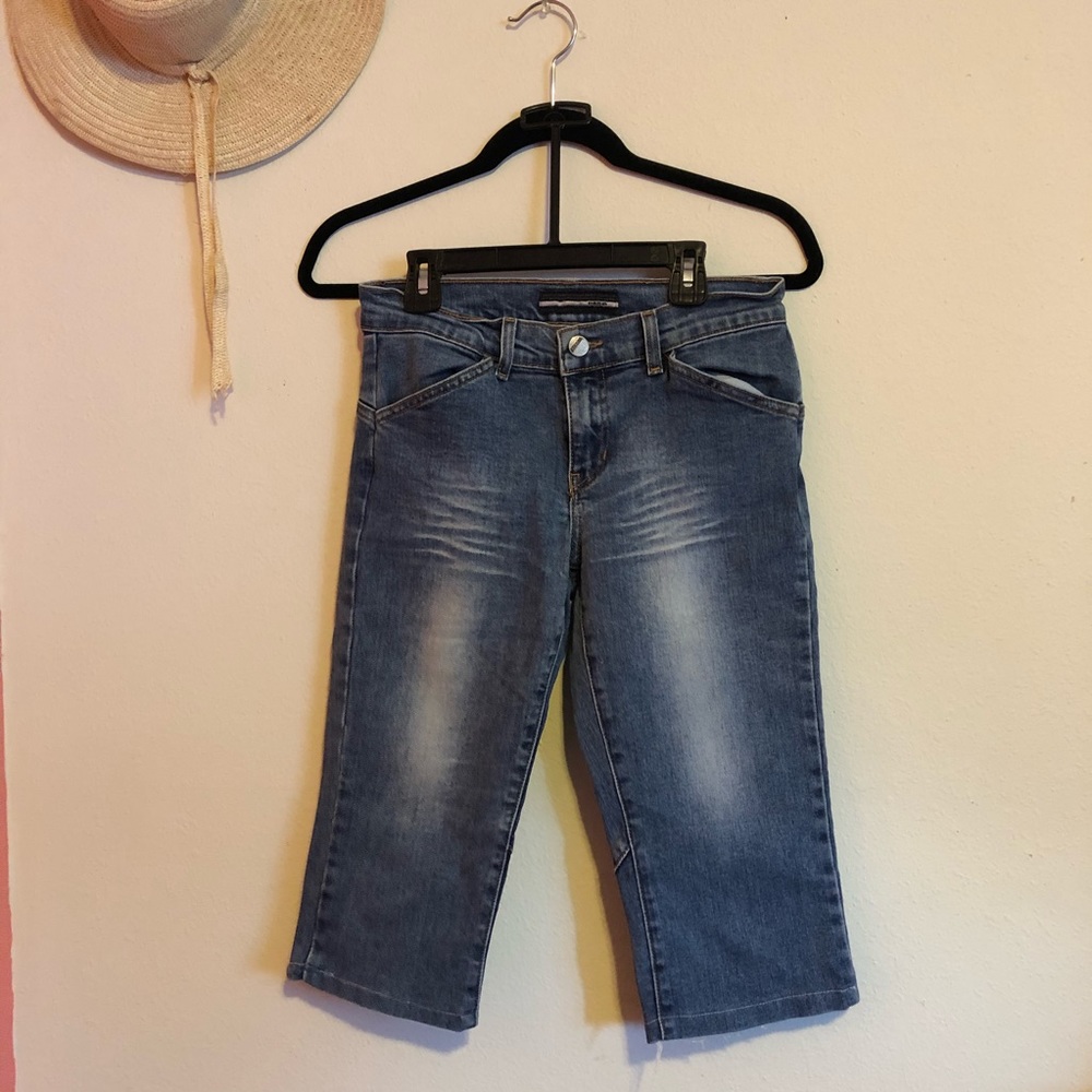 Vintage Denim Capris Bebe Medium Wash